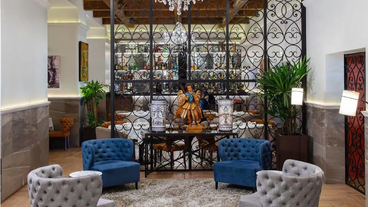 Voco Royalty Puebla Downtown By Ihg Otel 4*,