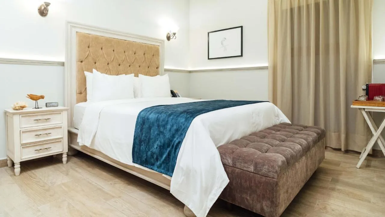 Voco Royalty Puebla Downtown Hotel