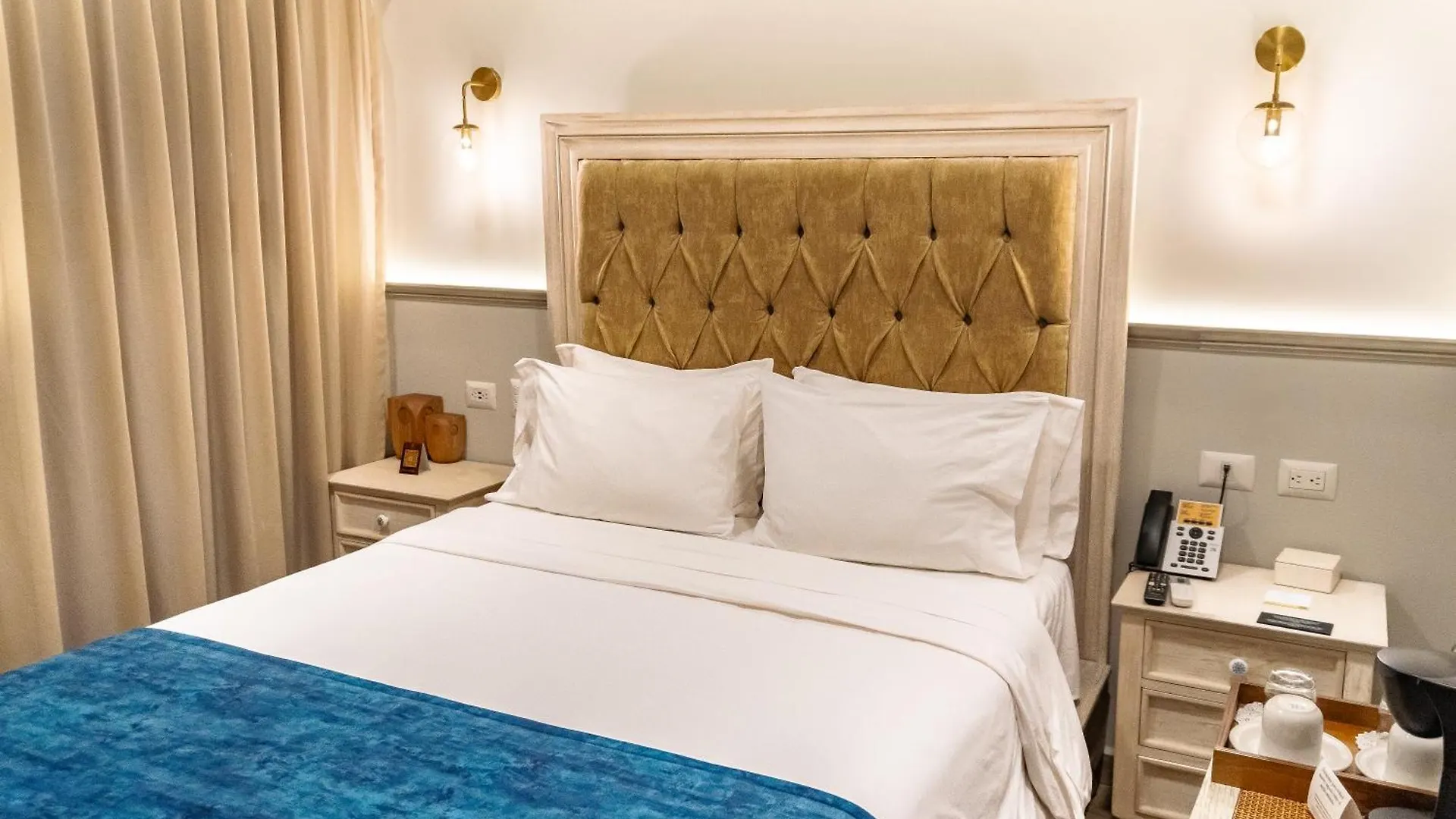 Voco Royalty Puebla Downtown Hotel